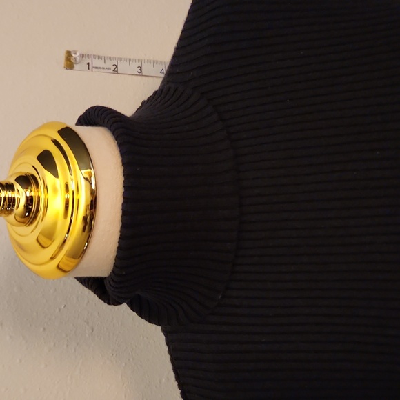 Womens turtleneck sweater size Small - Picture 5 of 8